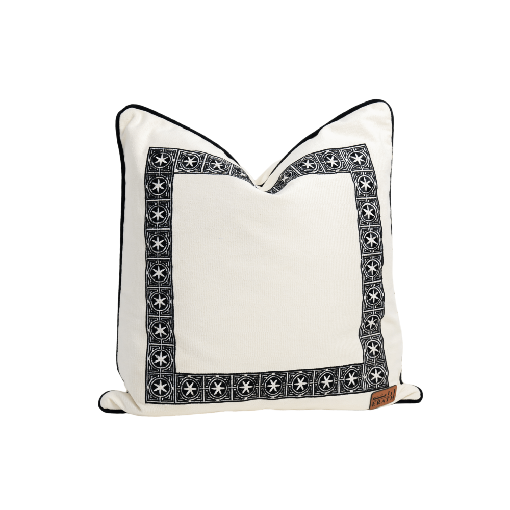 غطاء خدادية فاخر (تطريز أسود) مع حشوة الريش